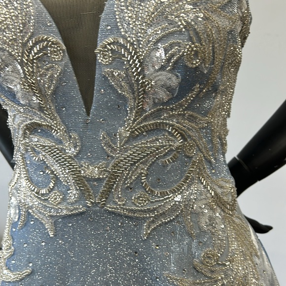 Cecilia Couture 2521 Size 6 Blue Ball gown Tie Up Back NWT - Picture 10 of 12